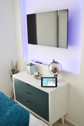 Renovated Luxury Studio Apartment IN Downtown! 25